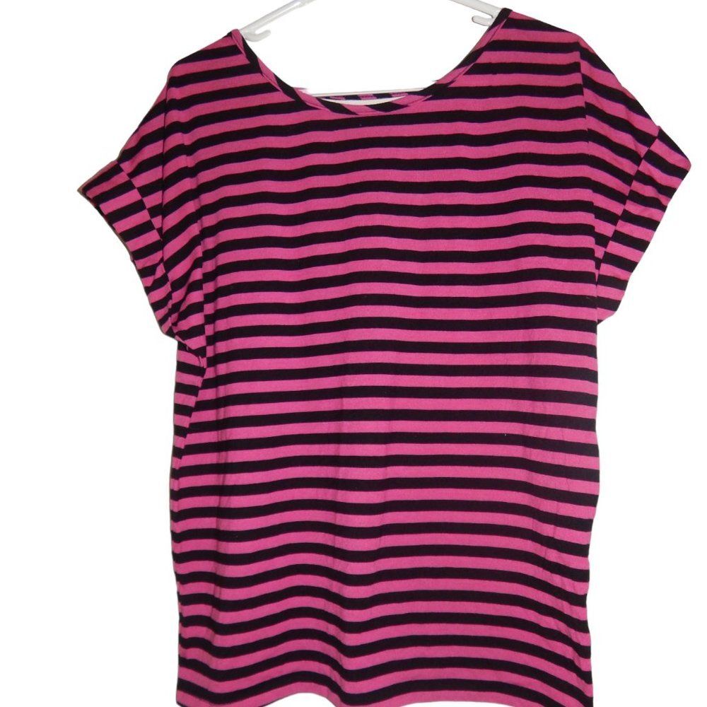 L.E.I. Juniors XL Pink Black Striped Blouse Short Sleeve Keyhole Back Flowy Top